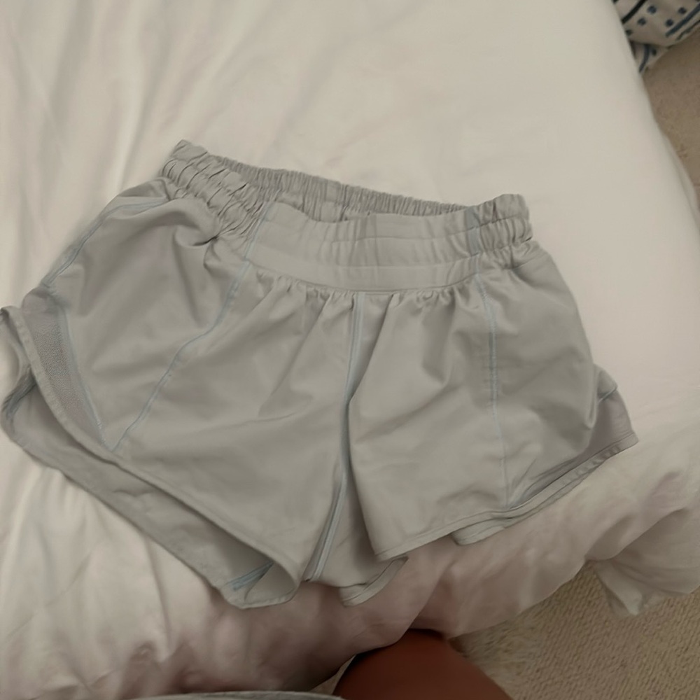 OCEAN BLUE DISCONTINUED LULULEMON COLOR 2.5” HOTTY HOTS